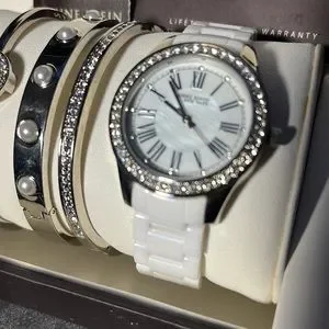 Anne Klein | Accessories | Anne Klein Elegant Watch And  display picture 3
